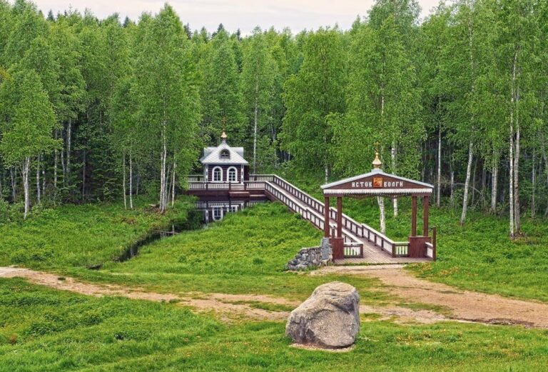 Выходные на природе с детьми в доме у реки Селижаровка